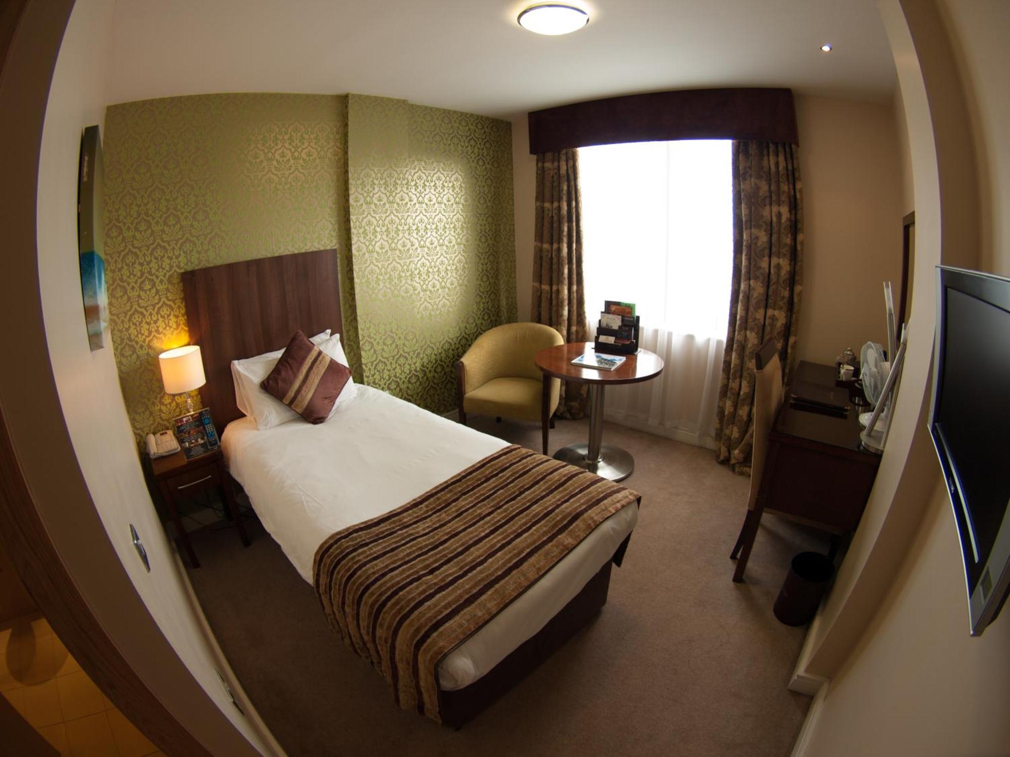 George Limerick Hotel Стая снимка